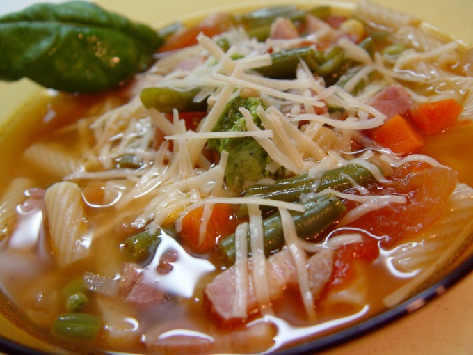 minestrone su ryžiais