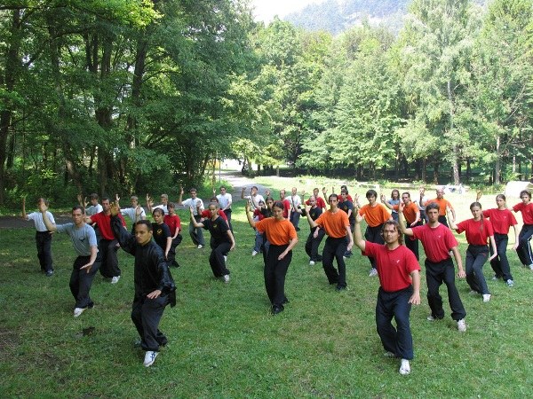 Kaip patekti į tarptautinį tradicinės kinų gimnastikos festivalį 